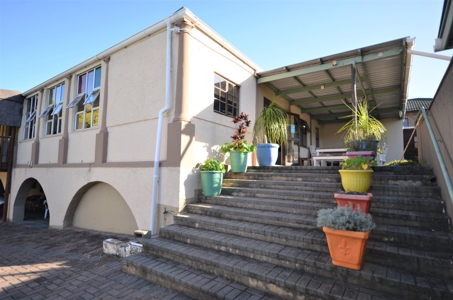 8 Bedroom Property for Sale in Selborne Eastern Cape
